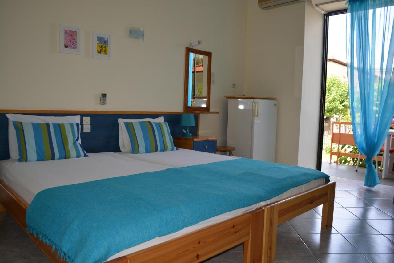 Dimitra Hotel Kamena Vourla Camera foto