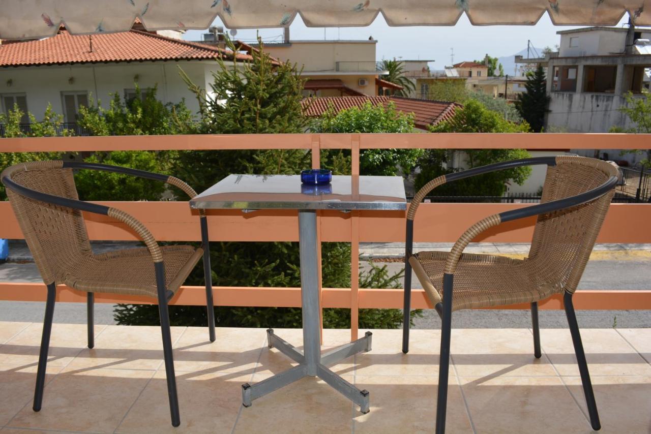 Dimitra Hotel Kamena Vourla Esterno foto